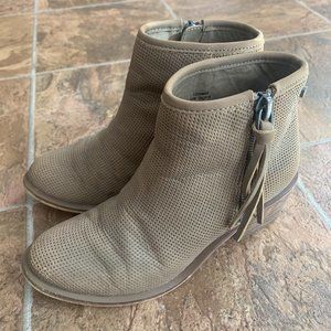 Treasure & Bond girls booties